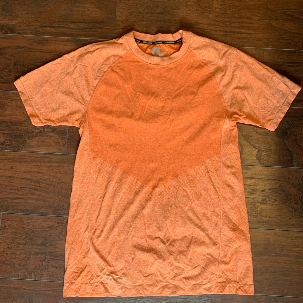 Training fit shirt